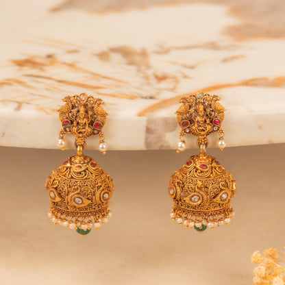 Kundan Jhumkas