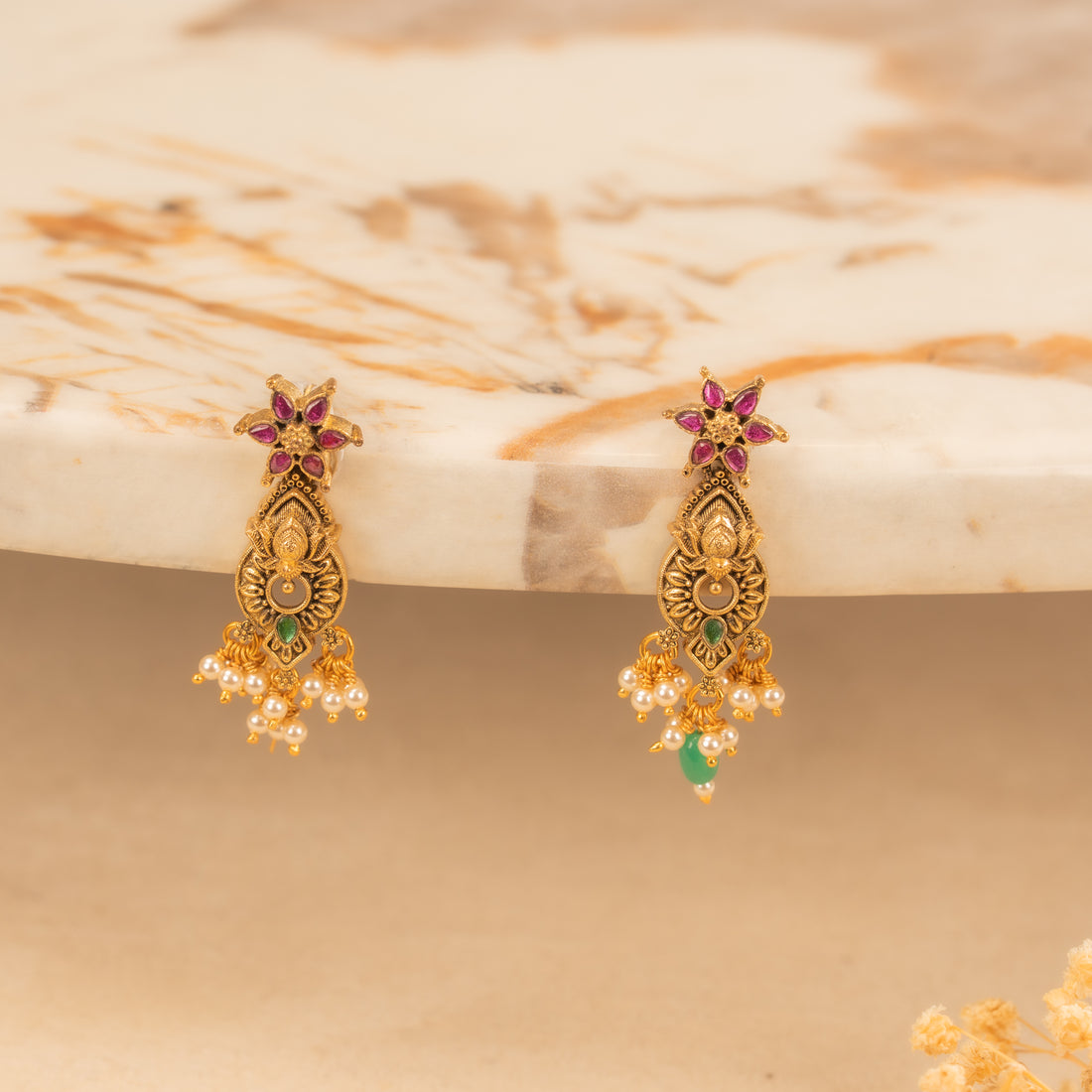 Kundan Studs