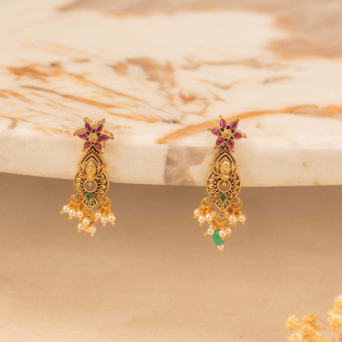 Kundan Studs