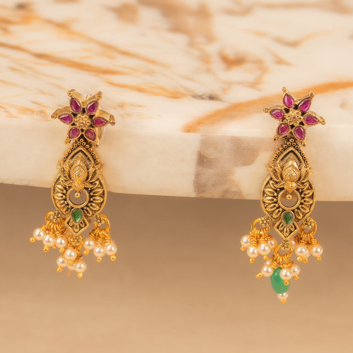 Kundan Studs