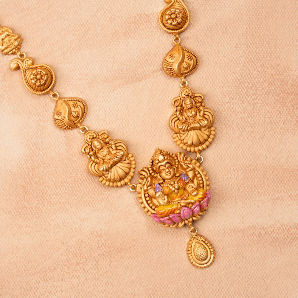 Mridu Necklace