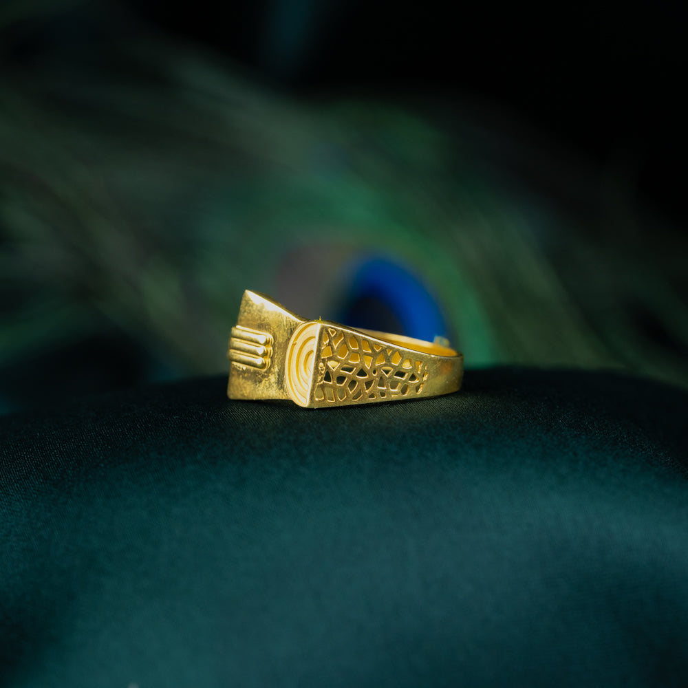 Sleek Ring