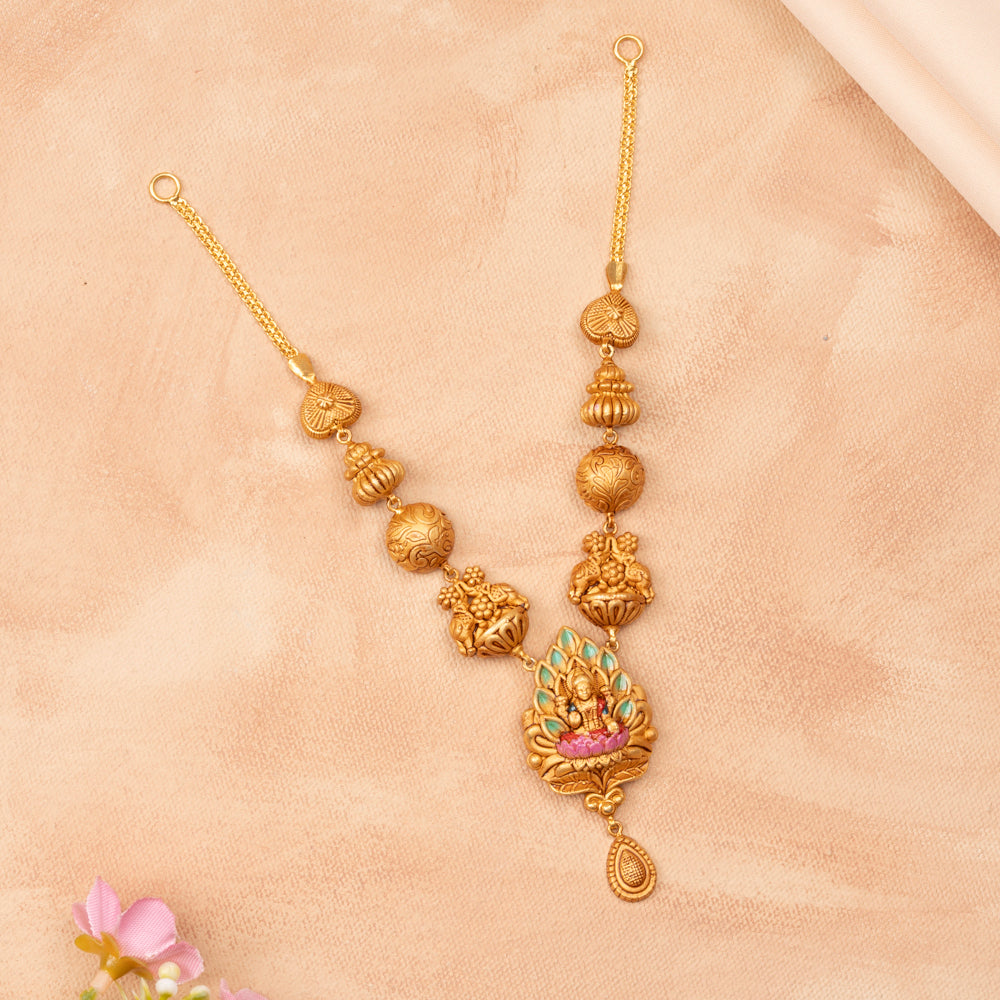 Mridu Necklace