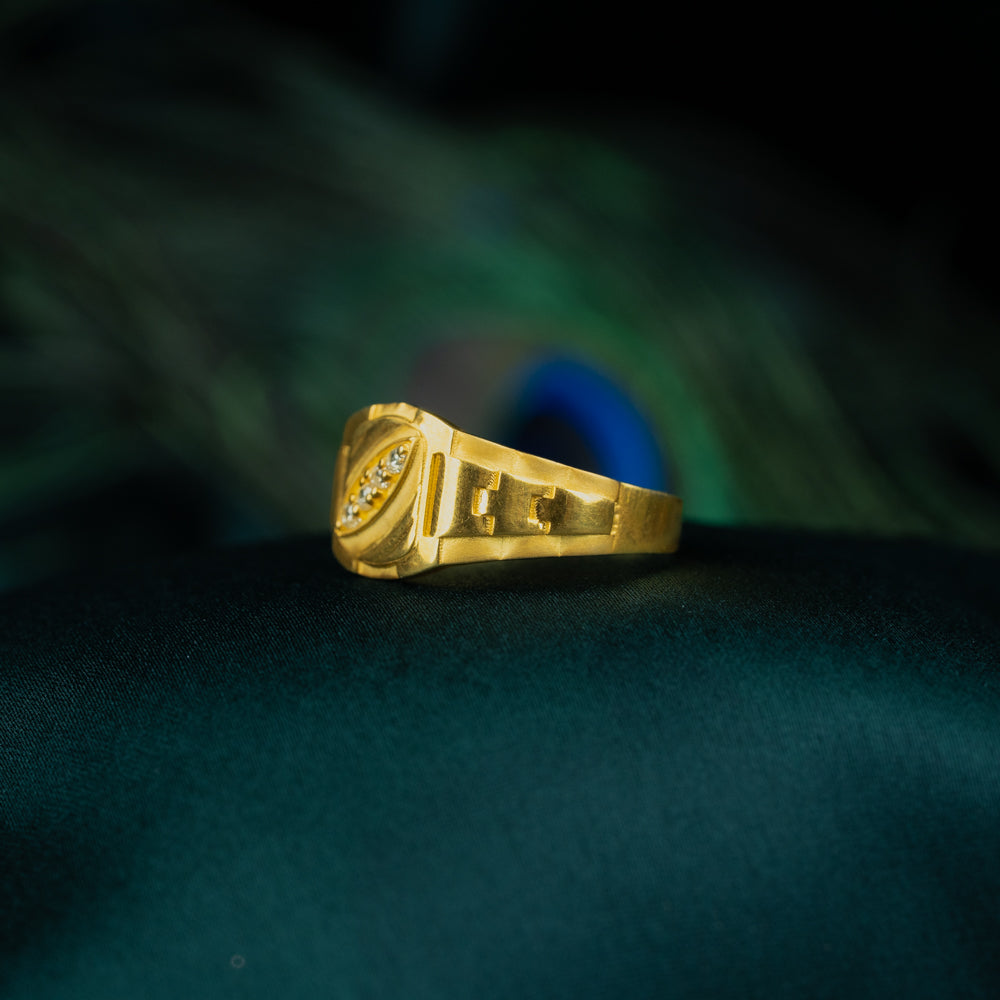 Sleek Ring