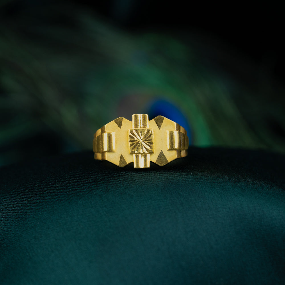 Sleek Ring