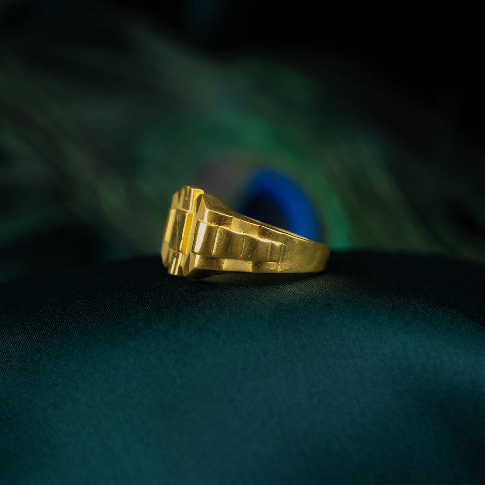 Sleek Ring