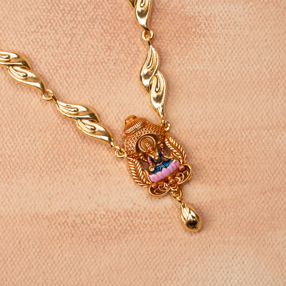 Mridu Necklace