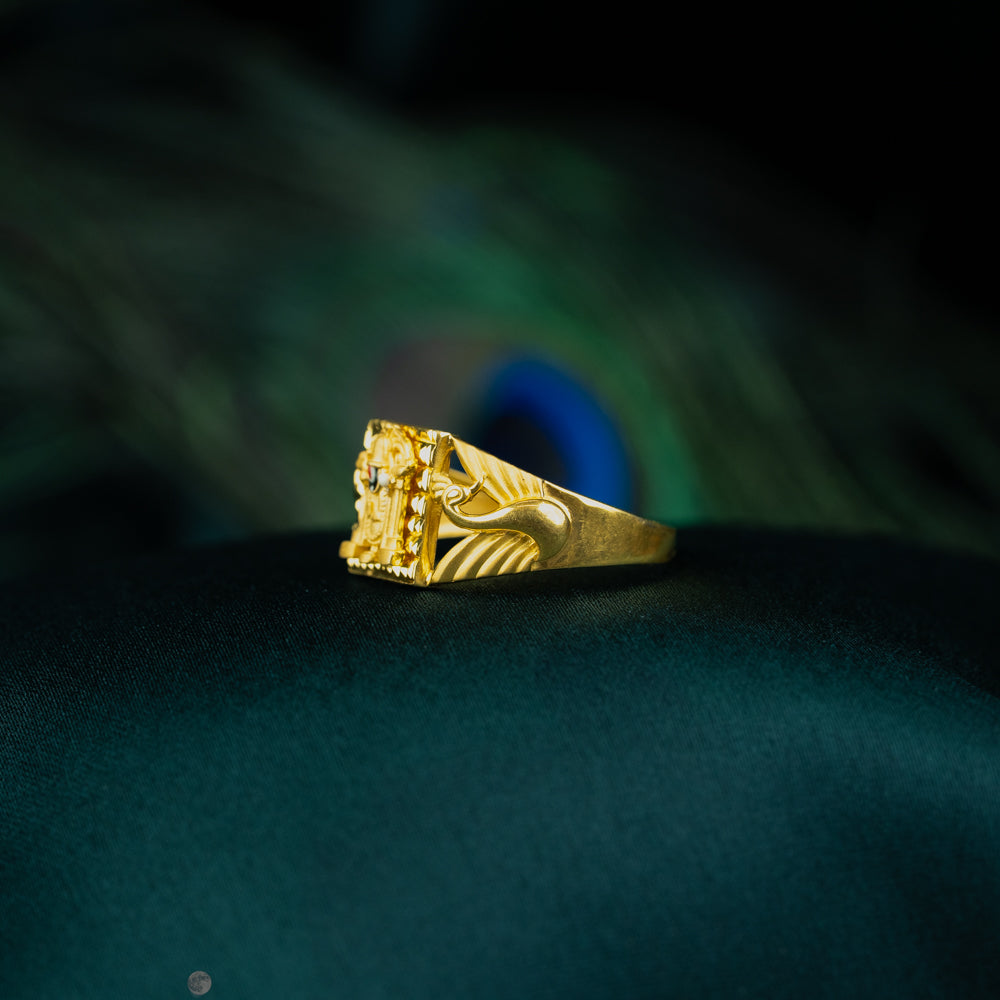 Sleek Ring