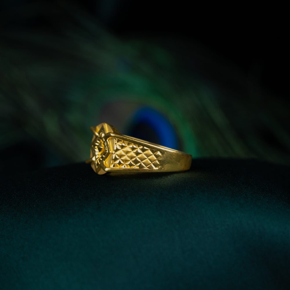 Sleek Ring