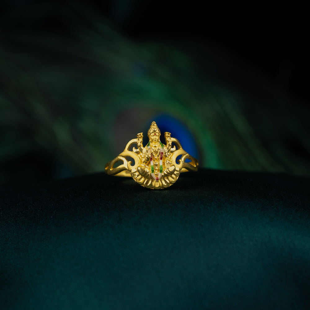 Sleek Ring