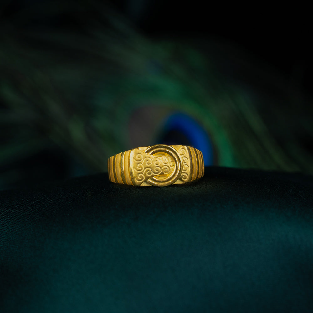 Sleek Ring
