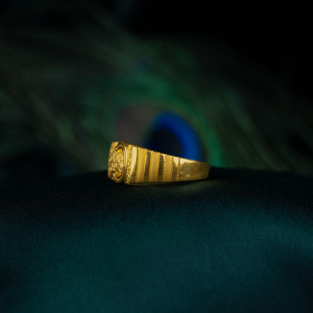 Sleek Ring
