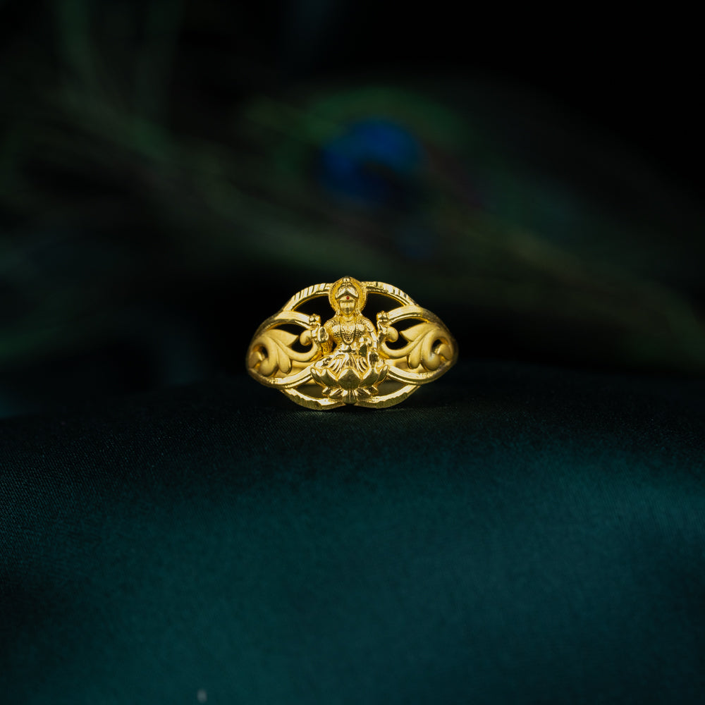 Sleek Ring