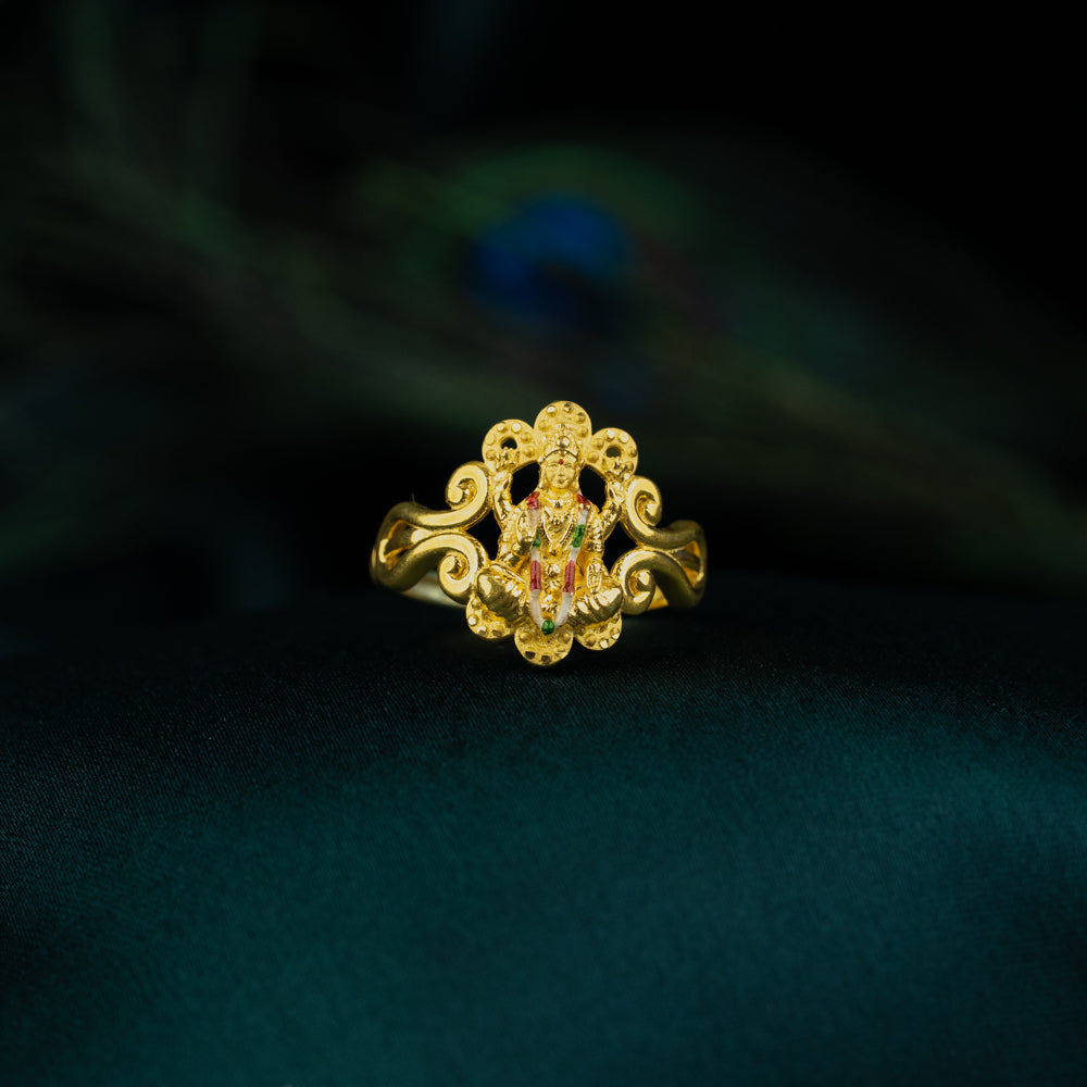 Sleek Ring