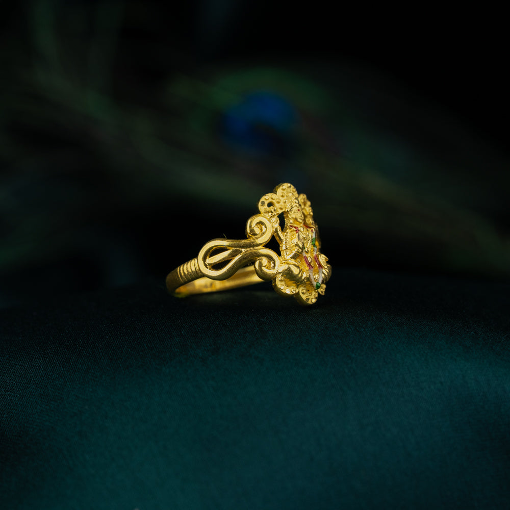 Sleek Ring