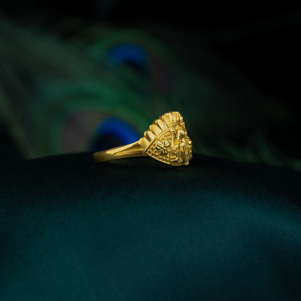 Sleek Ring