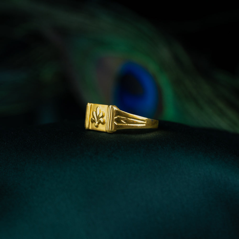 Sleek Ring