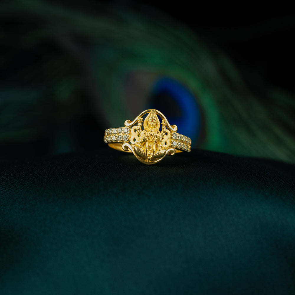 Sleek Ring