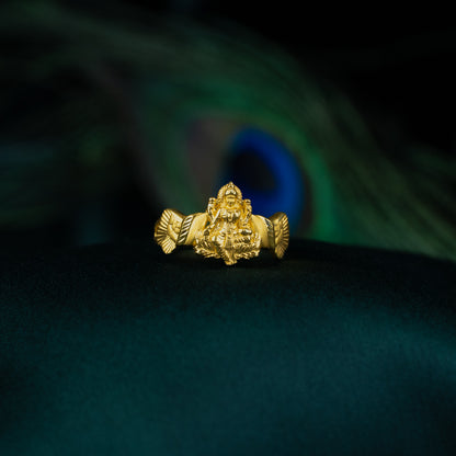 Sleek Ring