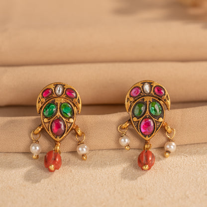 Kundan Studs