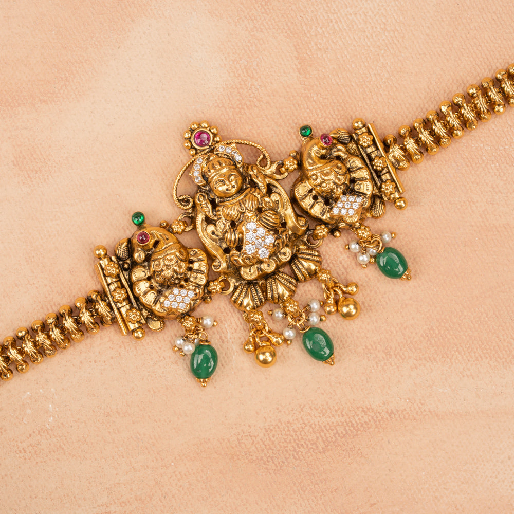 Nakas Choker