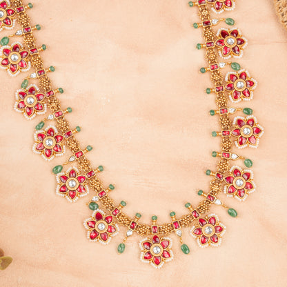 Kundan Haram &amp; stud