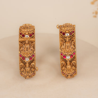 Kundan Bangles