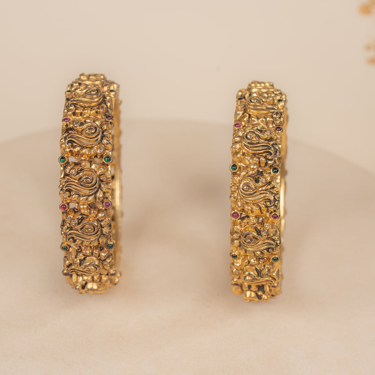 Nakas Bangle
