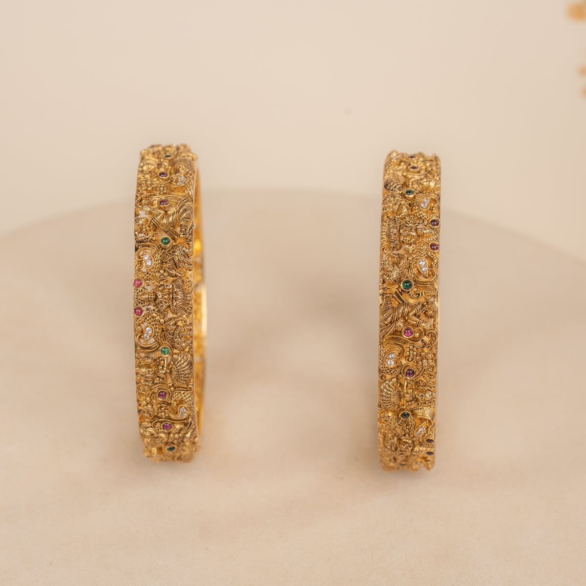 Nakas Bangle