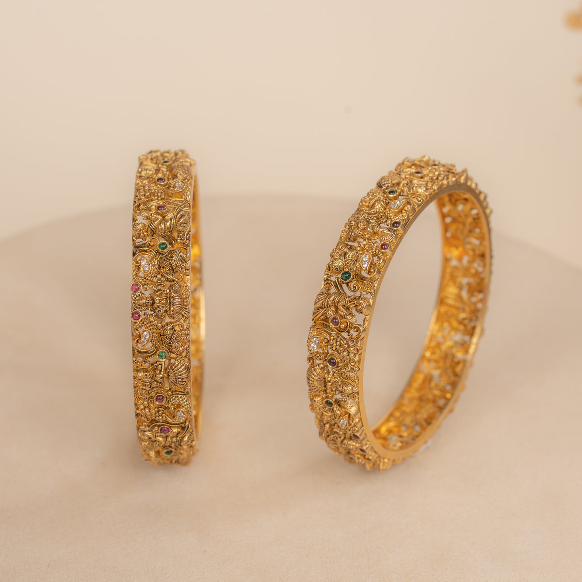 Nakas Bangle