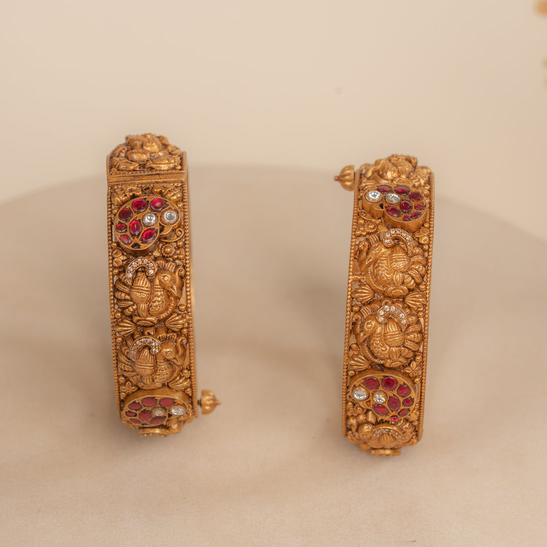 Kundan Bangles