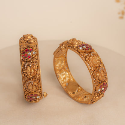 Kundan Bangles