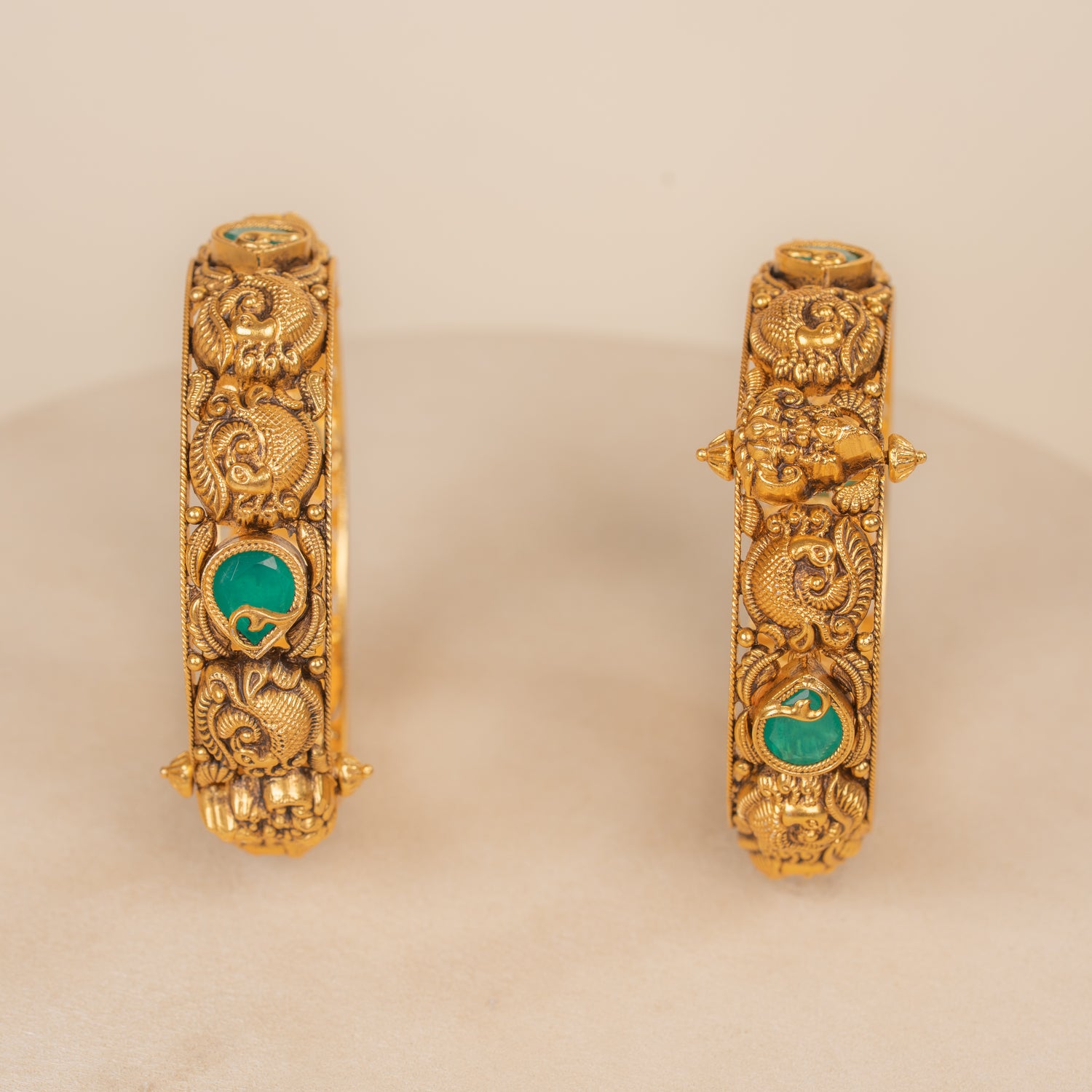 Nakas Bangle