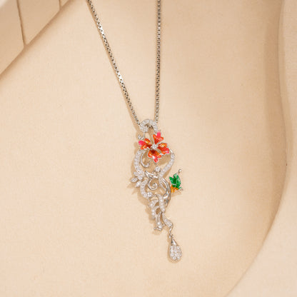 Silver Chain &amp; Pendant Set