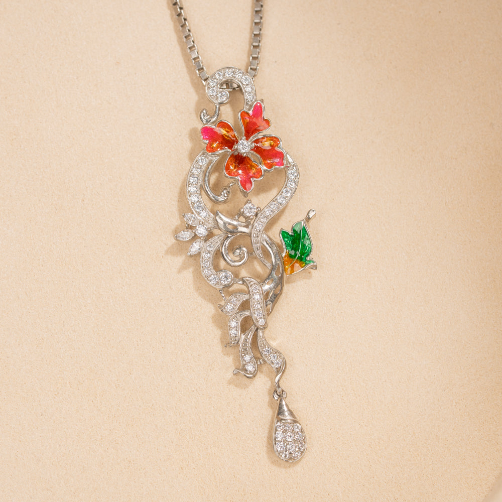 Silver Chain &amp; Pendant Set