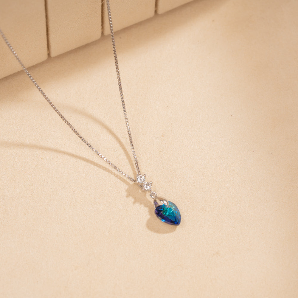 Silver Chain &amp; Pendant Set