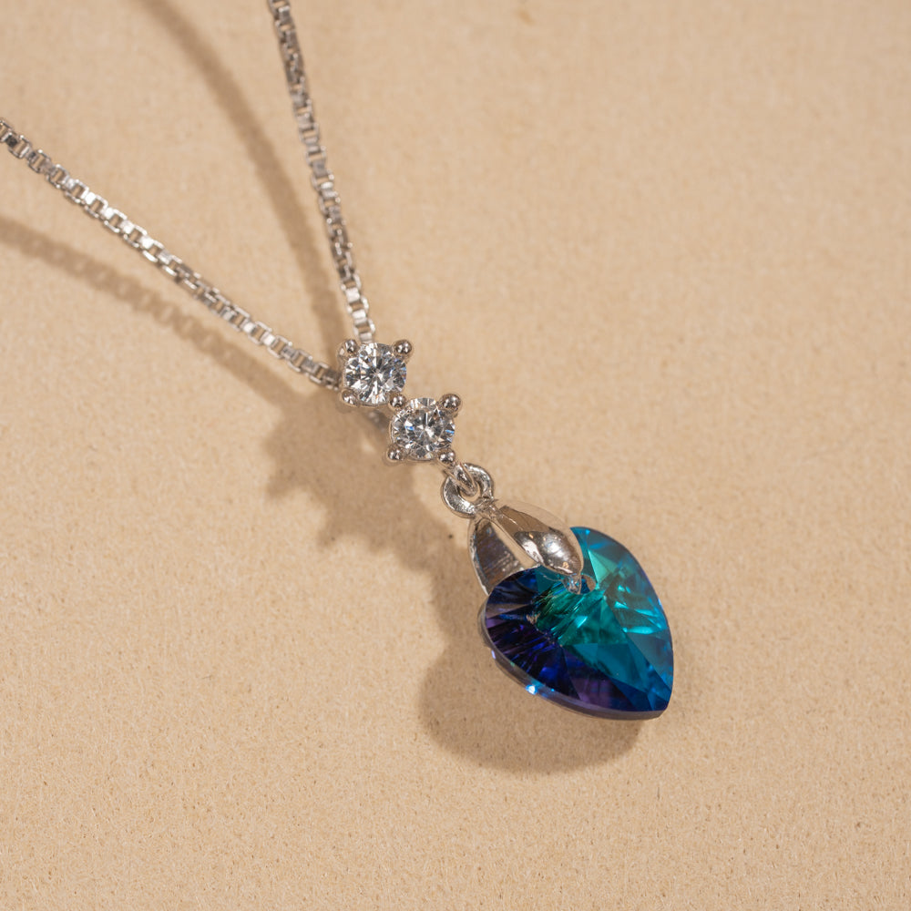 Silver Chain &amp; Pendant Set