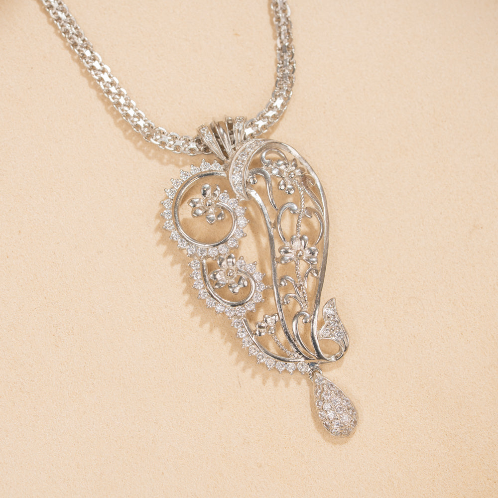 Silver Chain &amp; Pendant Set