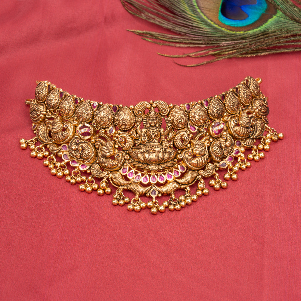 Nakas Choker