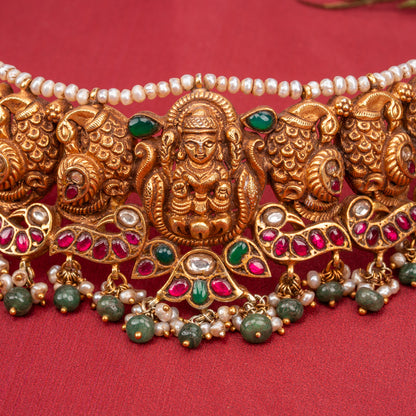 Kundan Choker