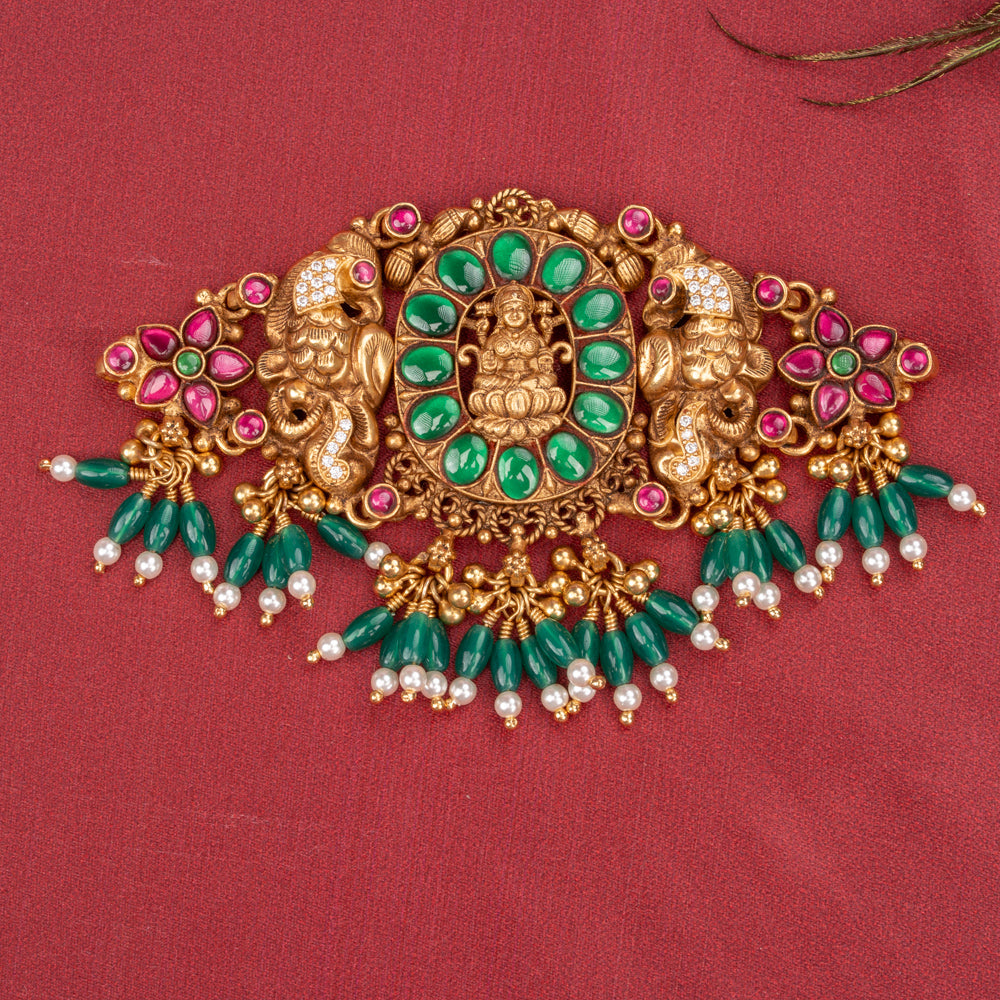 Nakas Choker