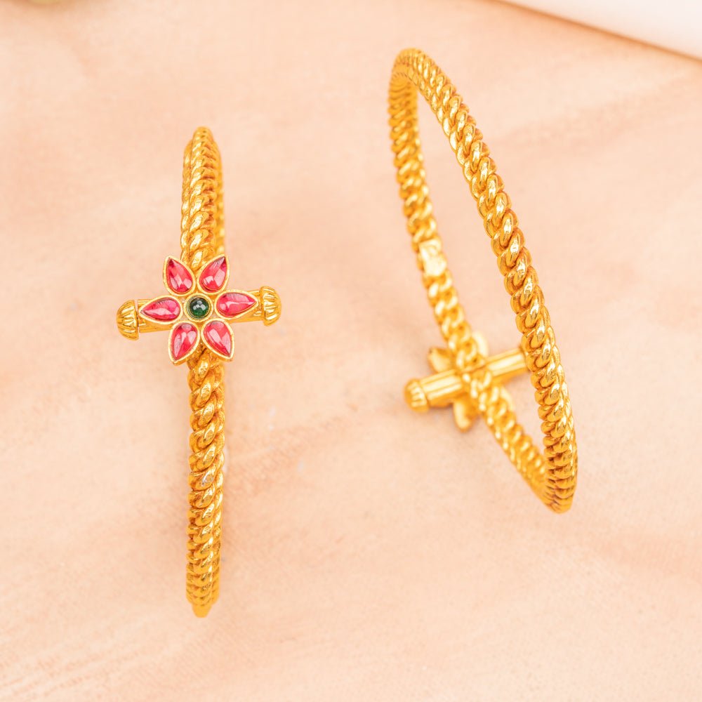 Sleek Bangle