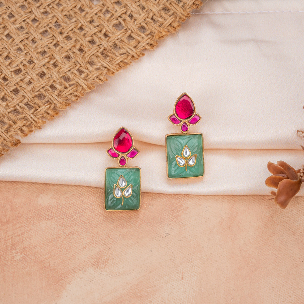 Kundan Stud
