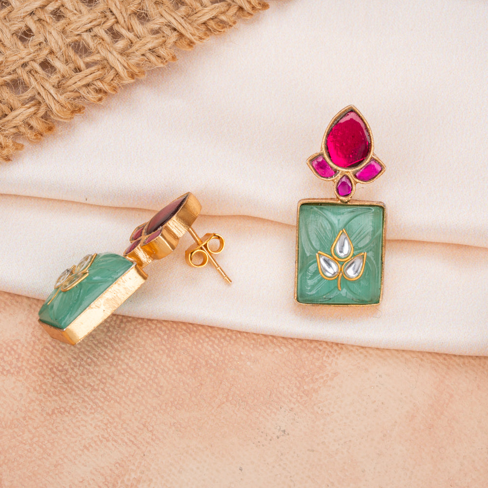 Kundan Stud