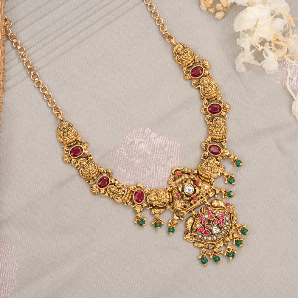 Nakas Necklace