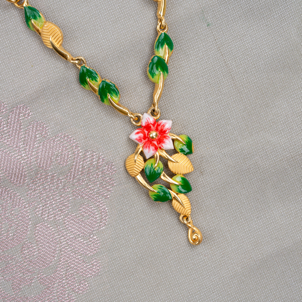 Mugapoo Necklace
