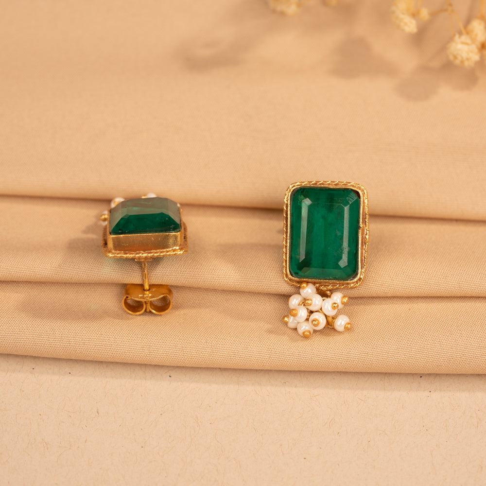 Kundan Studs
