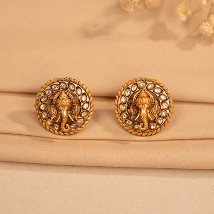 Kundan Studs
