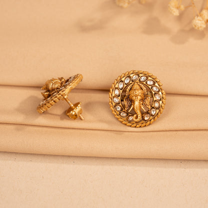Kundan Studs
