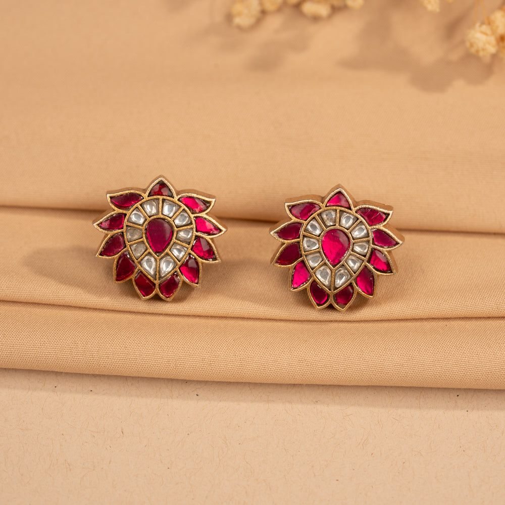 Kundan Studs
